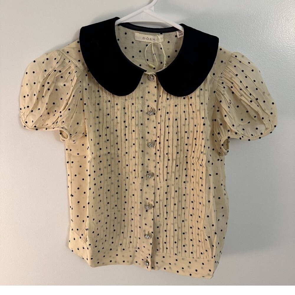 Doen Madeline Top NWT Cream Polka Dot Top with Velvet Collar